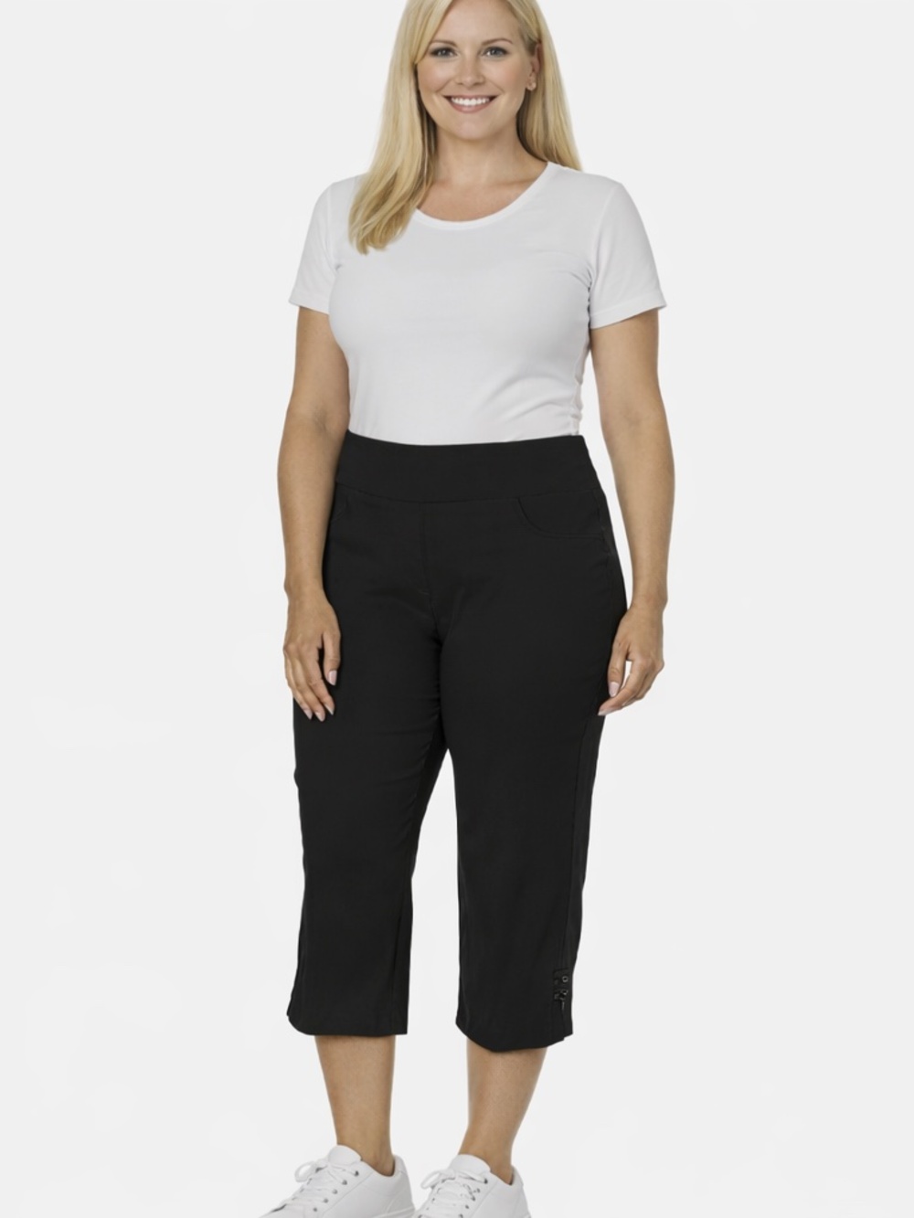 Plus Size 18W Essentials Solid Pull-On Capri Pants with Detailed Spli Black NWT